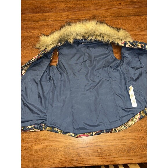 Chico's Zip Vest Size 1 M Puffer Vest Women’s Jacket Quilted Faux Fur Collar - Picture 6 of 8